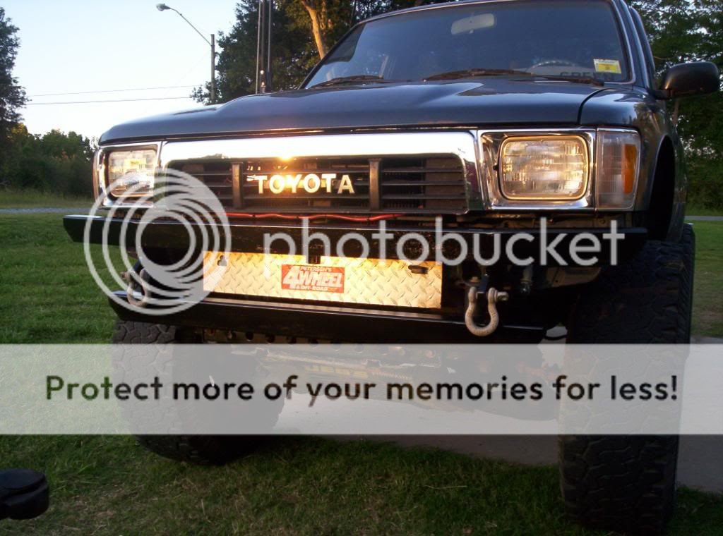 Square tube front bumper Pirate 4x4